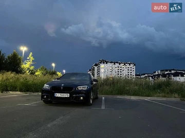 Авто BMW 5 Series 2013 № 8295645