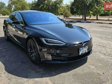 Авто Tesla Model S 2019 № 8295735