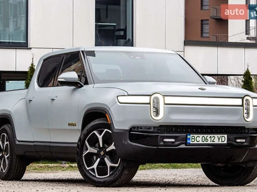 Авто Rivian R1T 2023 № 8295885