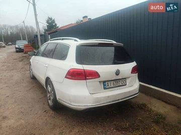 Авто Volkswagen Passat 2011 № 8296009
