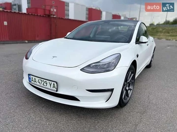 Авто Tesla Model 3 2020 № 8296298
