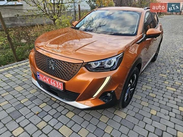 Авто Peugeot E-2008 2021 № 8296311