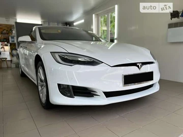 Авто Tesla Model S 2016 № 8296312