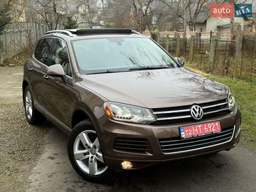 Авто Volkswagen Touareg 2012 № 8296320