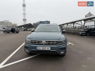 Авто Volkswagen Tiguan 2019 № 8296354