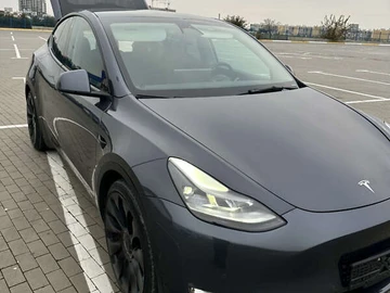 Авто Tesla Model Y 2022 № 8296450
