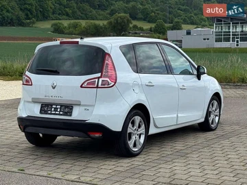 Авто Renault Scenic 2010 № 8296636