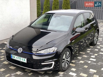 Авто Volkswagen E-Golf 2015 № 8296637