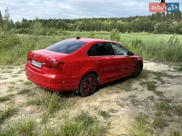 Авто Volkswagen Jetta 2012 № 8296795