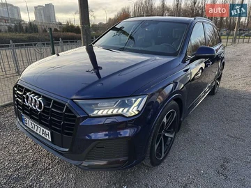 Авто Audi Q7 2021 № 8297034