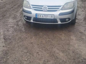 Авто Volkswagen Golf 2005 № 8297062