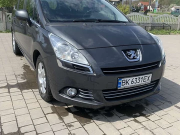 Авто Peugeot 5008 2010 № 8297243