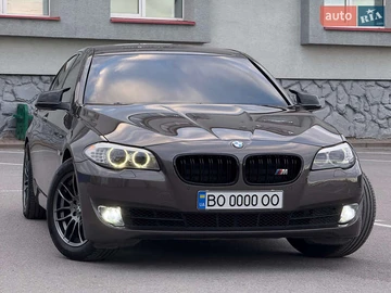 Авто BMW 5 Series 2012 № 8297365