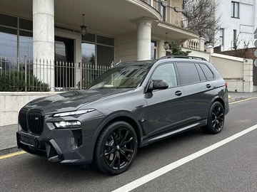 Авто BMW X7 2025 № 8297798