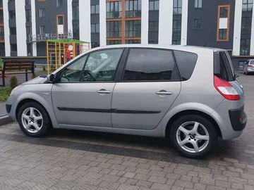 Авто Renault Scenic 2005 № 8297993