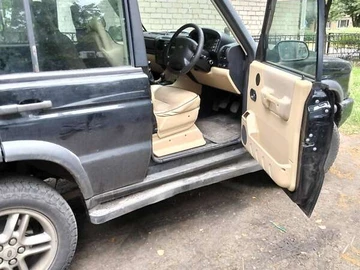Авто Land Rover Discovery 2004 № 8298029