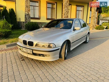 Авто BMW 5 Series 2000 № 8298096