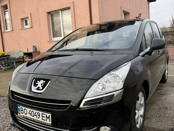 Авто Peugeot 5008 2013 № 8298140