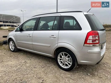 Авто Opel Zafira 2012 № 8298159