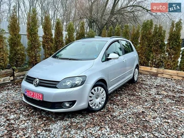 Авто Volkswagen Golf Plus 2009 № 8298165