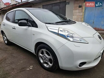 Авто Nissan Leaf 2013 № 8298365