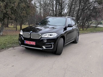 Авто BMW X5 2018 № 8298647