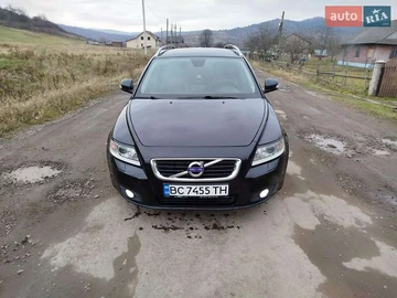 Авто Volvo V50 2012 № 8298762