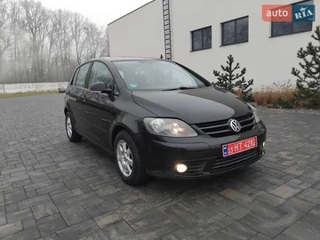 Авто Volkswagen Golf 2005 № 8298949