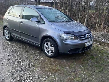 Авто Volkswagen Golf Plus 2009 № 8298954