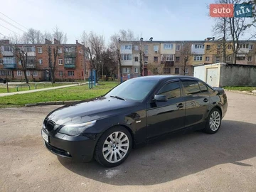 Авто BMW 5 Series 2004 № 8299332