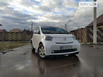 Авто Toyota Iq 2008 № 8299333