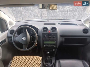 Авто Volkswagen Caddy 2010 № 8299343