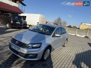 Авто Volkswagen Polo 2018 № 8299362