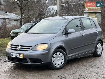 Авто Volkswagen Golf Plus 2005 № 8300097
