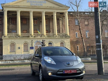 Авто Nissan Leaf 2017 № 8300357