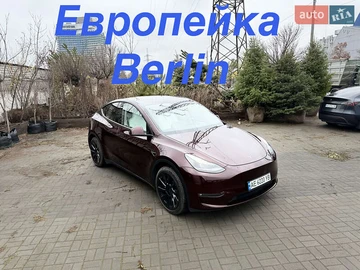 Авто Tesla Model Y 2023 № 8300910