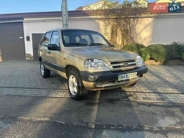 Авто Chevrolet Niva 2004 № 8301016