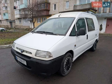 Авто Fiat Scudo 2000 № 8301025