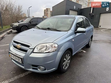 Авто Chevrolet Aveo 2008 № 8301042