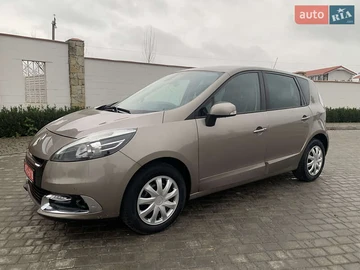 Авто Renault Scenic 2013 № 8301123