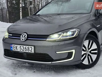 Авто Volkswagen E-Golf 2017 № 8301143
