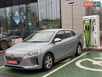 Авто Hyundai Ioniq 2017 № 8301159