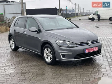Авто Volkswagen E-Golf 2018 № 8301166
