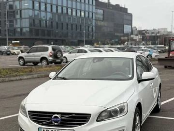 Авто Volvo S60 2013 № 8301171