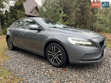 Авто Volvo V40 2018 № 8301262