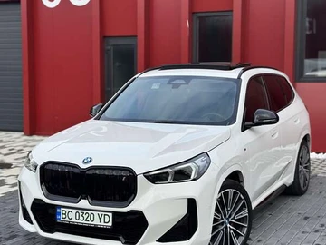 Авто BMW Ix1 2022 № 8301409