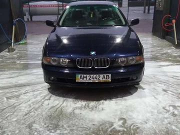 Авто BMW 5 Series 2000 № 8301479