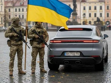 Авто Porsche Cayenne 2024 № 8301820