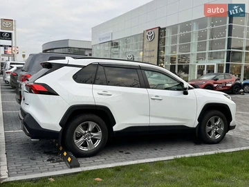 Авто Toyota Rav4 2022 № 8301854