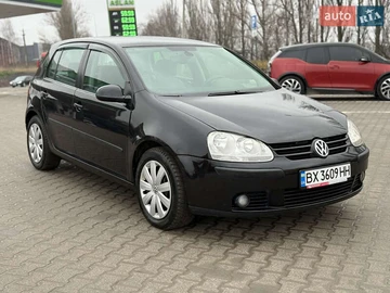 Авто Volkswagen Golf 2004 № 8301867